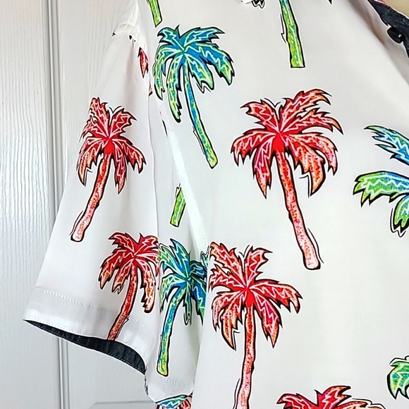 Depart West Palm Tree Vacation Shirt - Picture 3 of 11